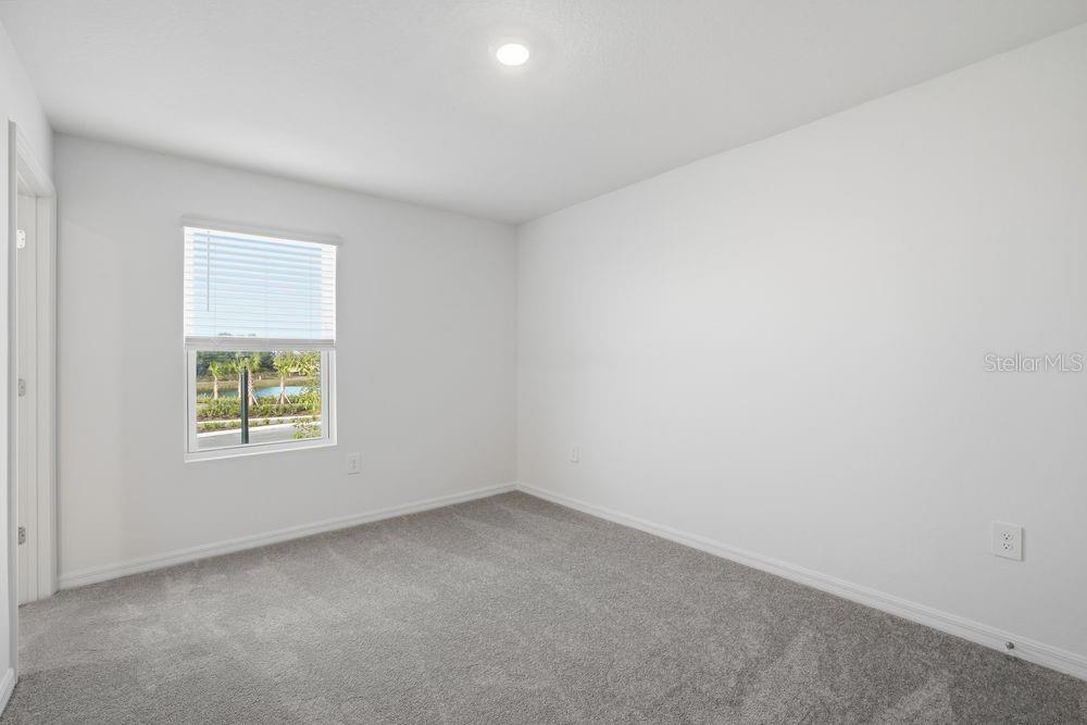 THE TOWNS AT FIRETHORN - Residential