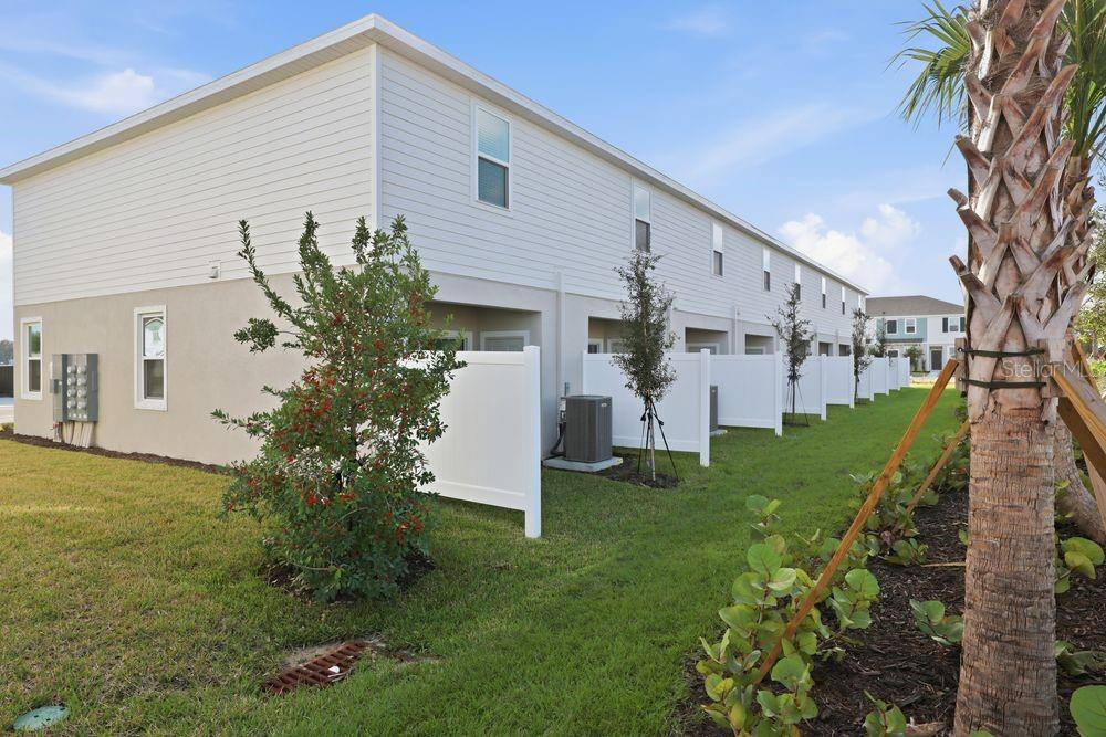 THE TOWNS AT FIRETHORN - Residential