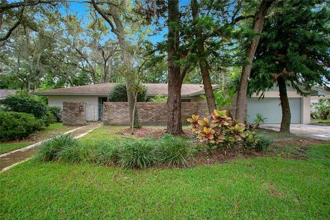 A home in LONGWOOD