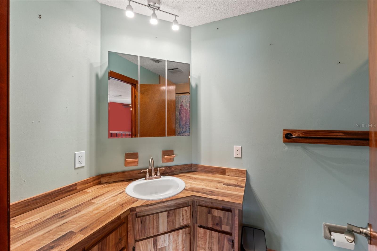 OAK RIDGE - Residential