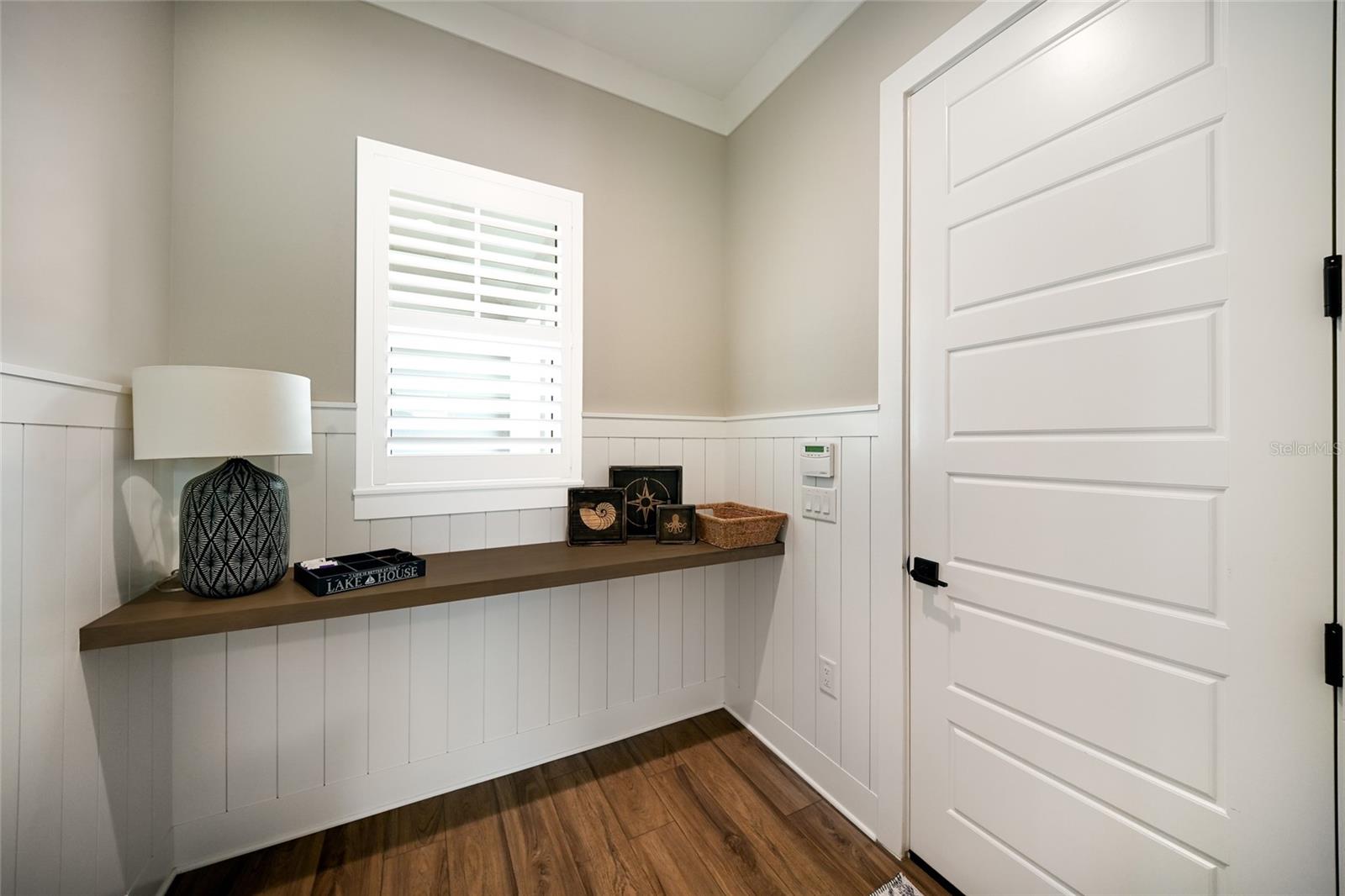 LAKEHOUSE COVE AT WATERSIDE PH 1A & 1B - Residential