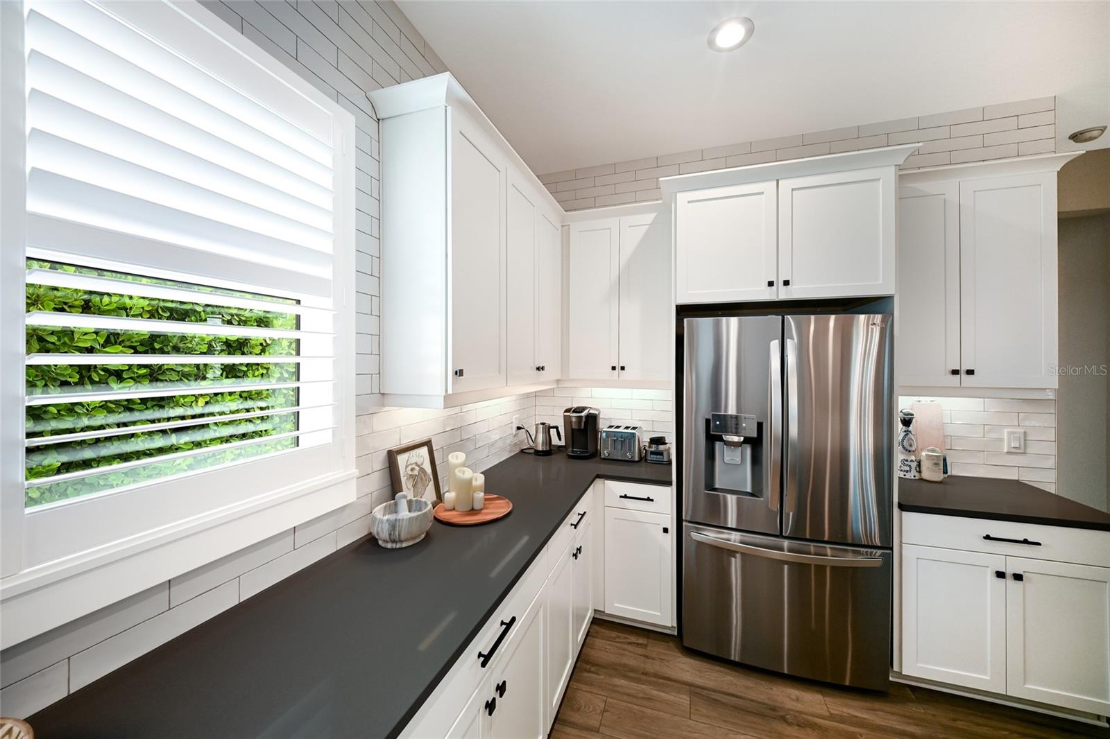 LAKEHOUSE COVE AT WATERSIDE PH 1A & 1B - Residential