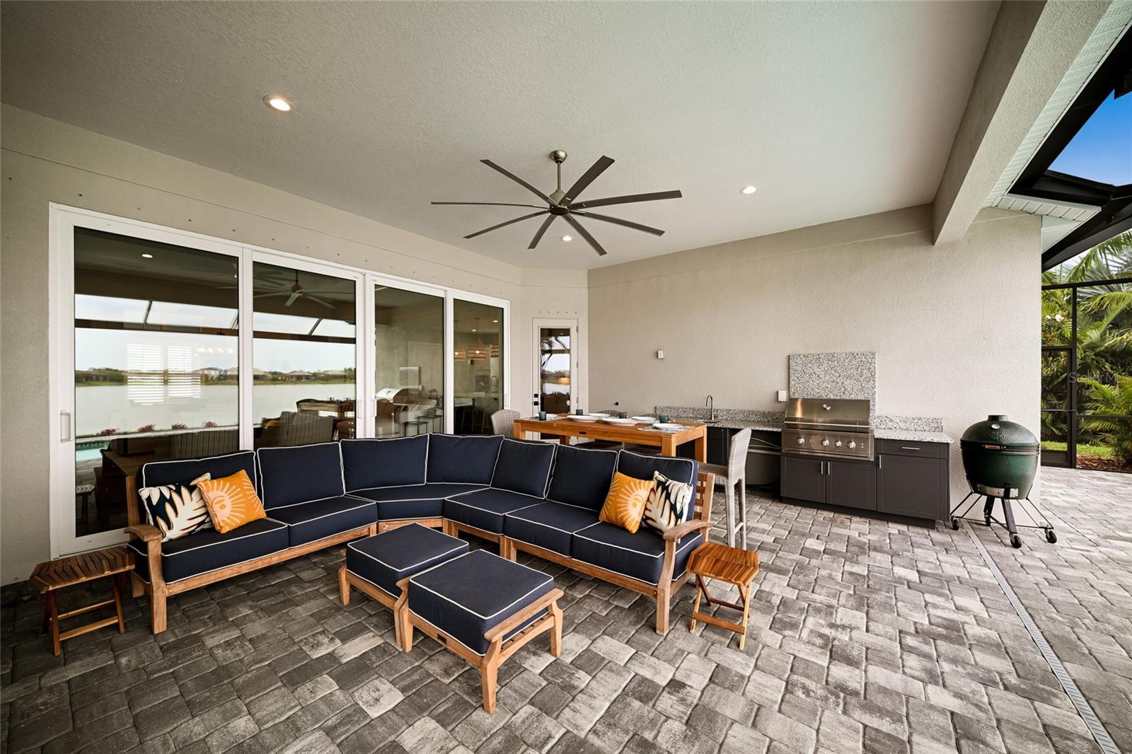 LAKEHOUSE COVE AT WATERSIDE PH 1A & 1B - Residential
