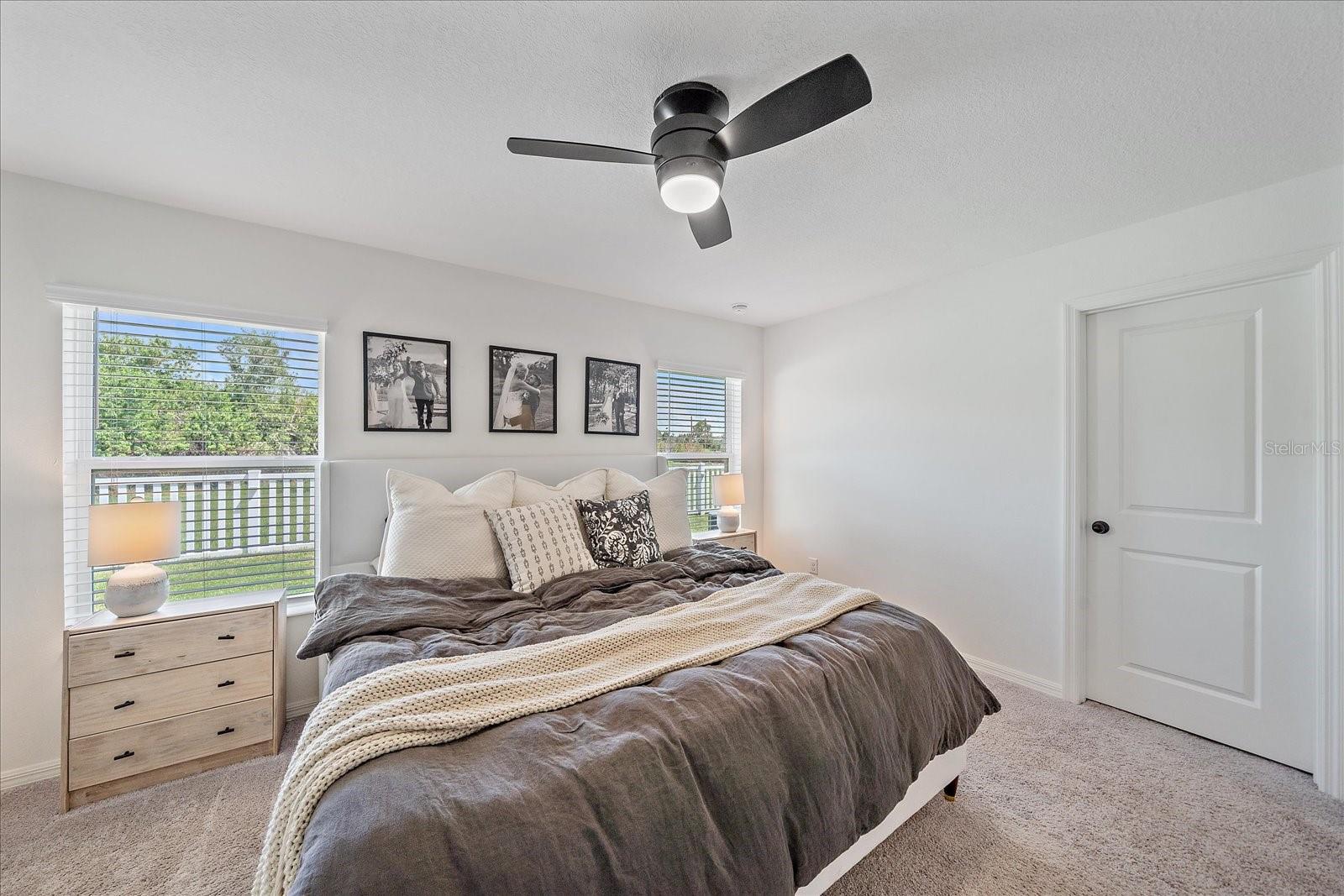 SAWGRASS LAKES PH I-III - Residential Lease