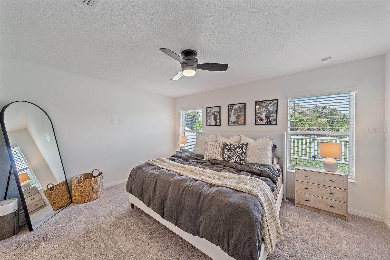 SAWGRASS LAKES PH I-III - Residential Lease