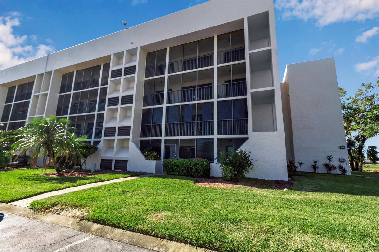 EL CONQUISTADOR VILLAGE 1 SEC 3A - Residential