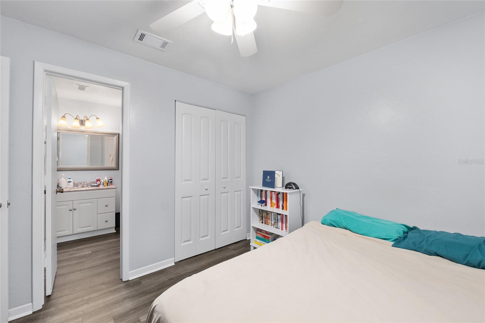 UNIV TERRACE W - Residential