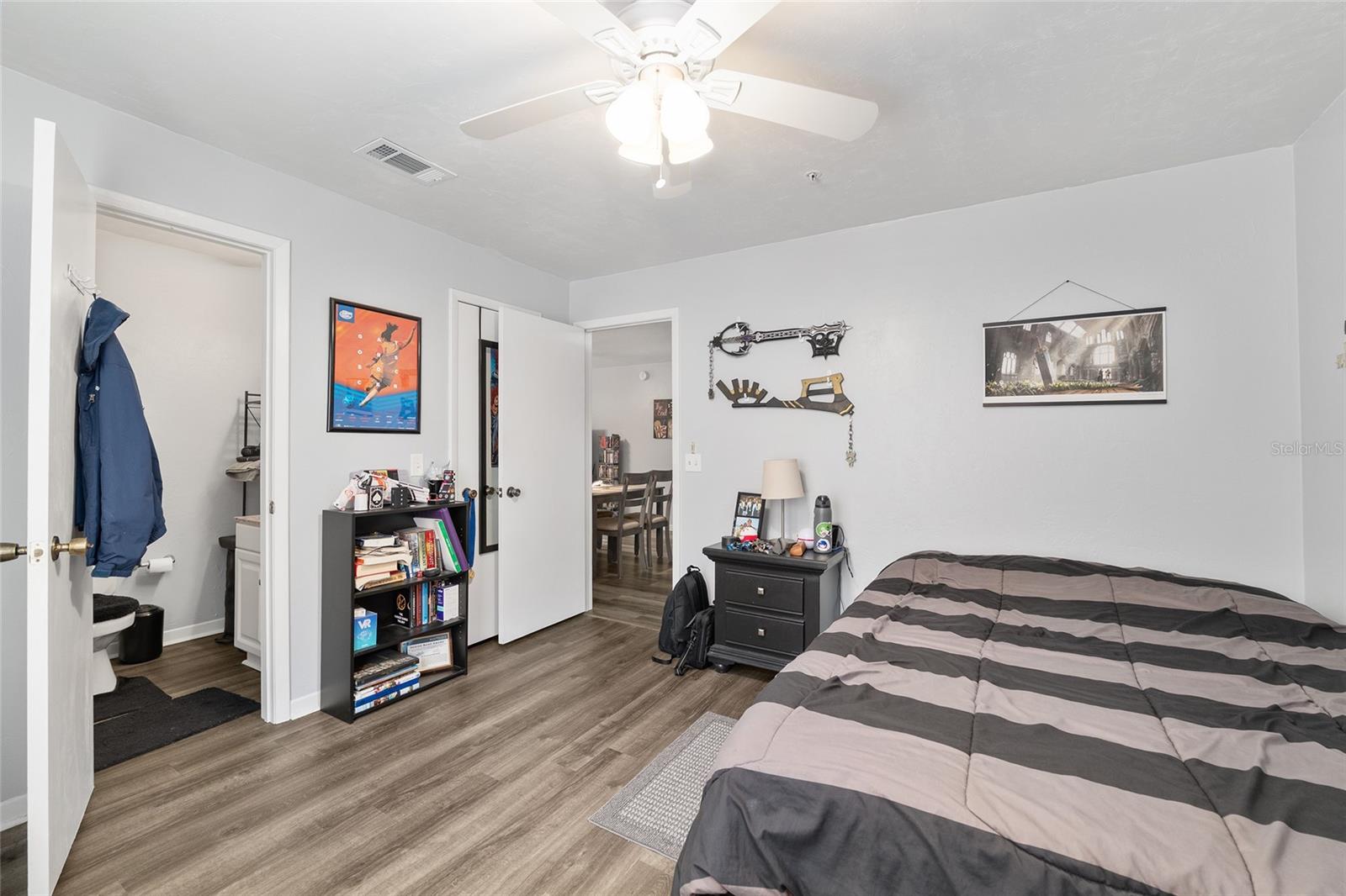 UNIV TERRACE W - Residential