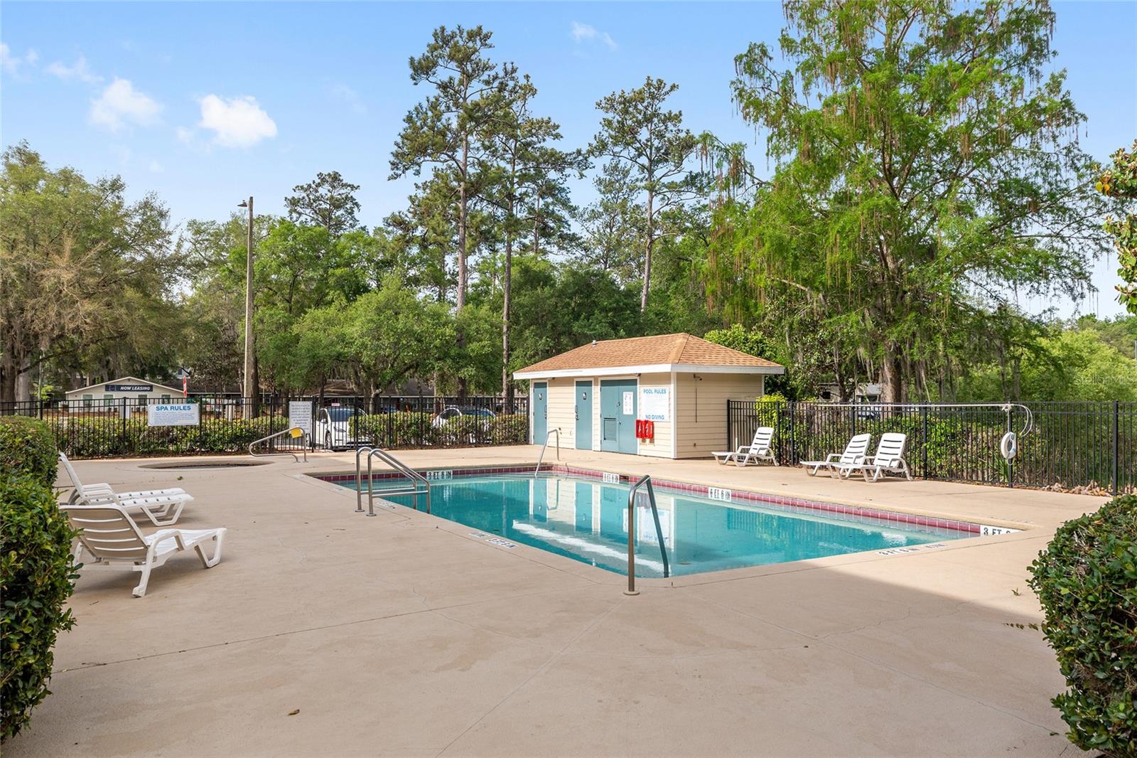 UNIV TERRACE W - Residential