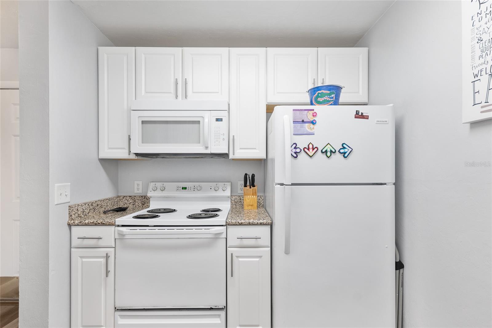 UNIV TERRACE W - Residential