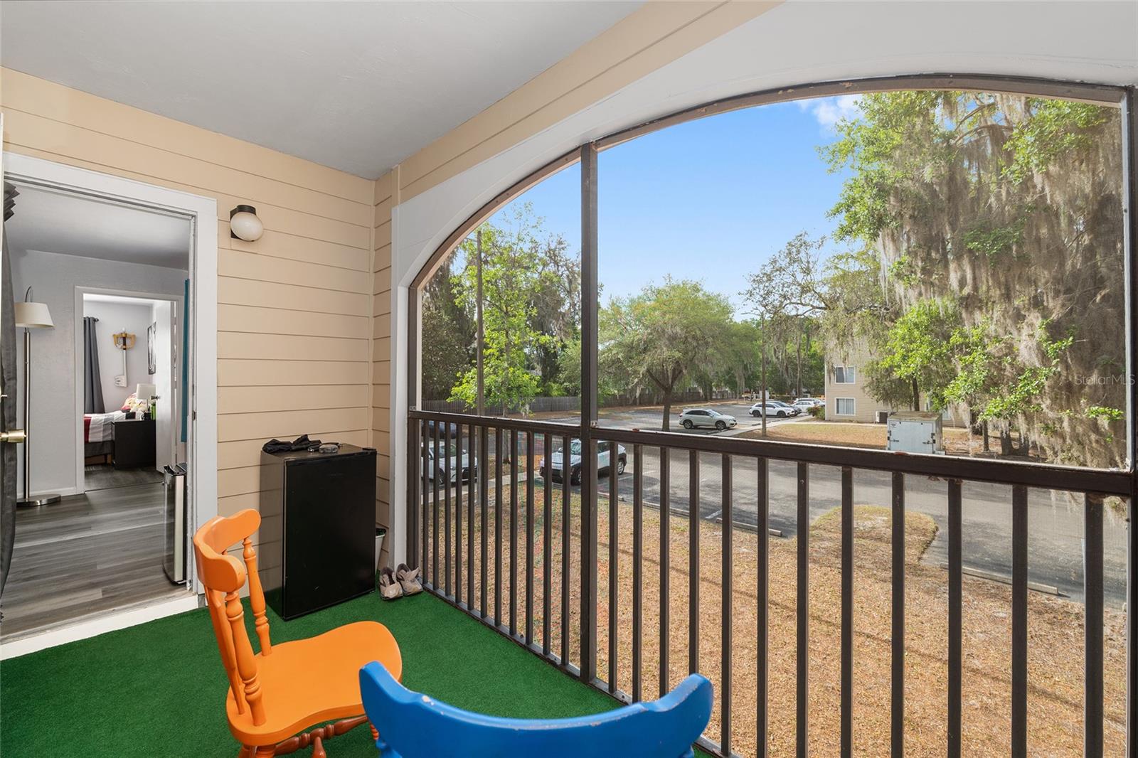 UNIV TERRACE W - Residential