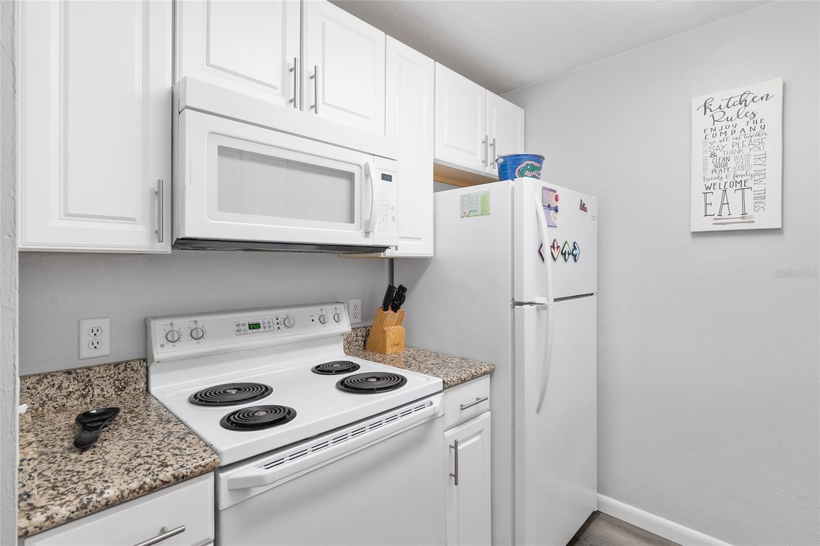 UNIV TERRACE W - Residential