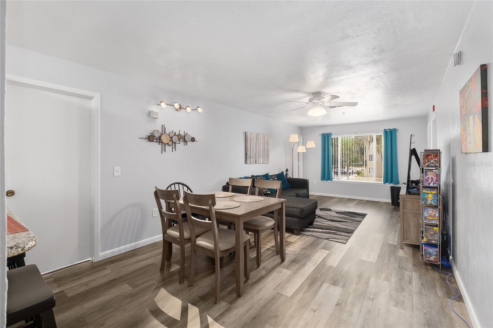 UNIV TERRACE W - Residential