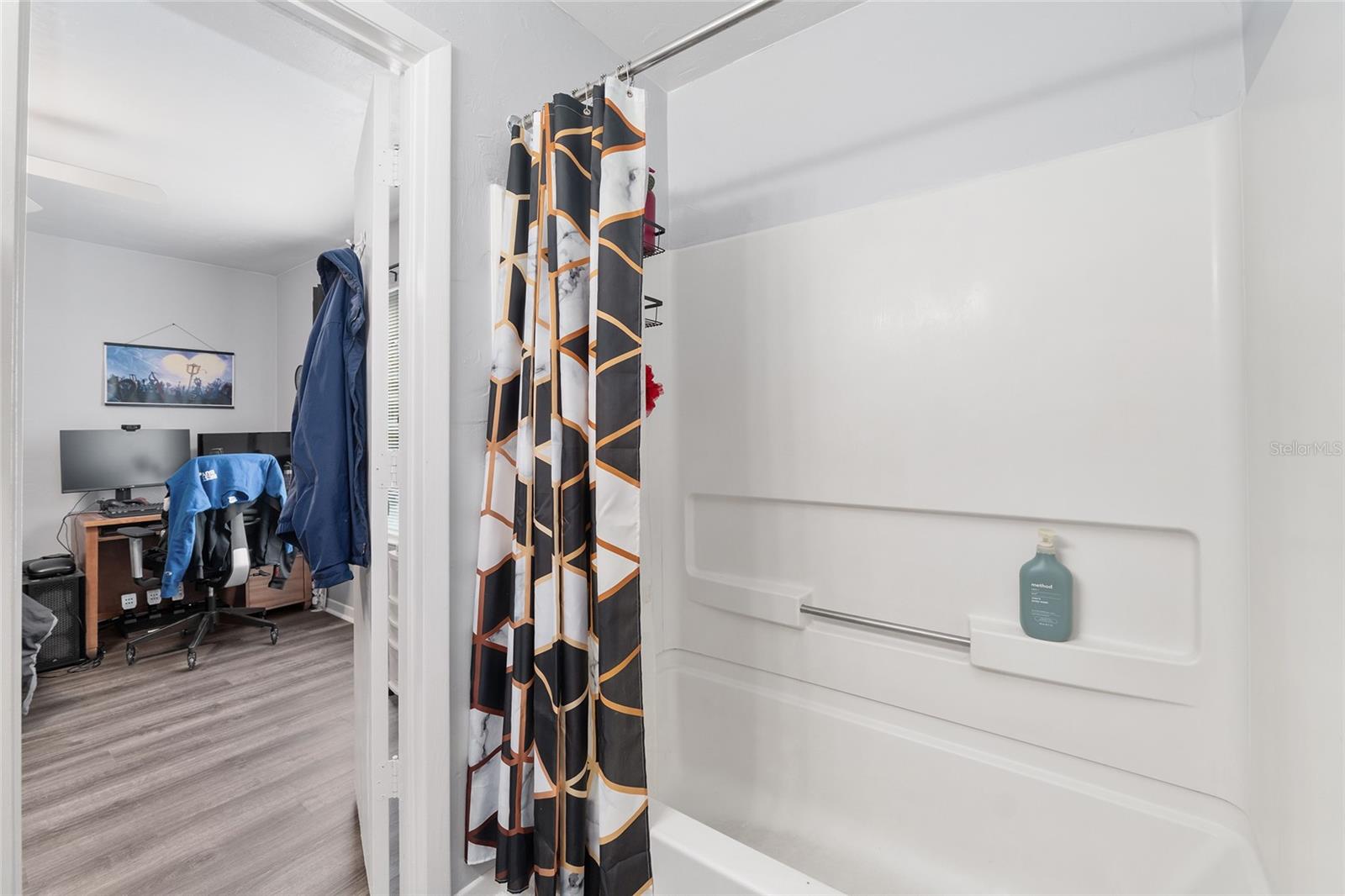 UNIV TERRACE W - Residential