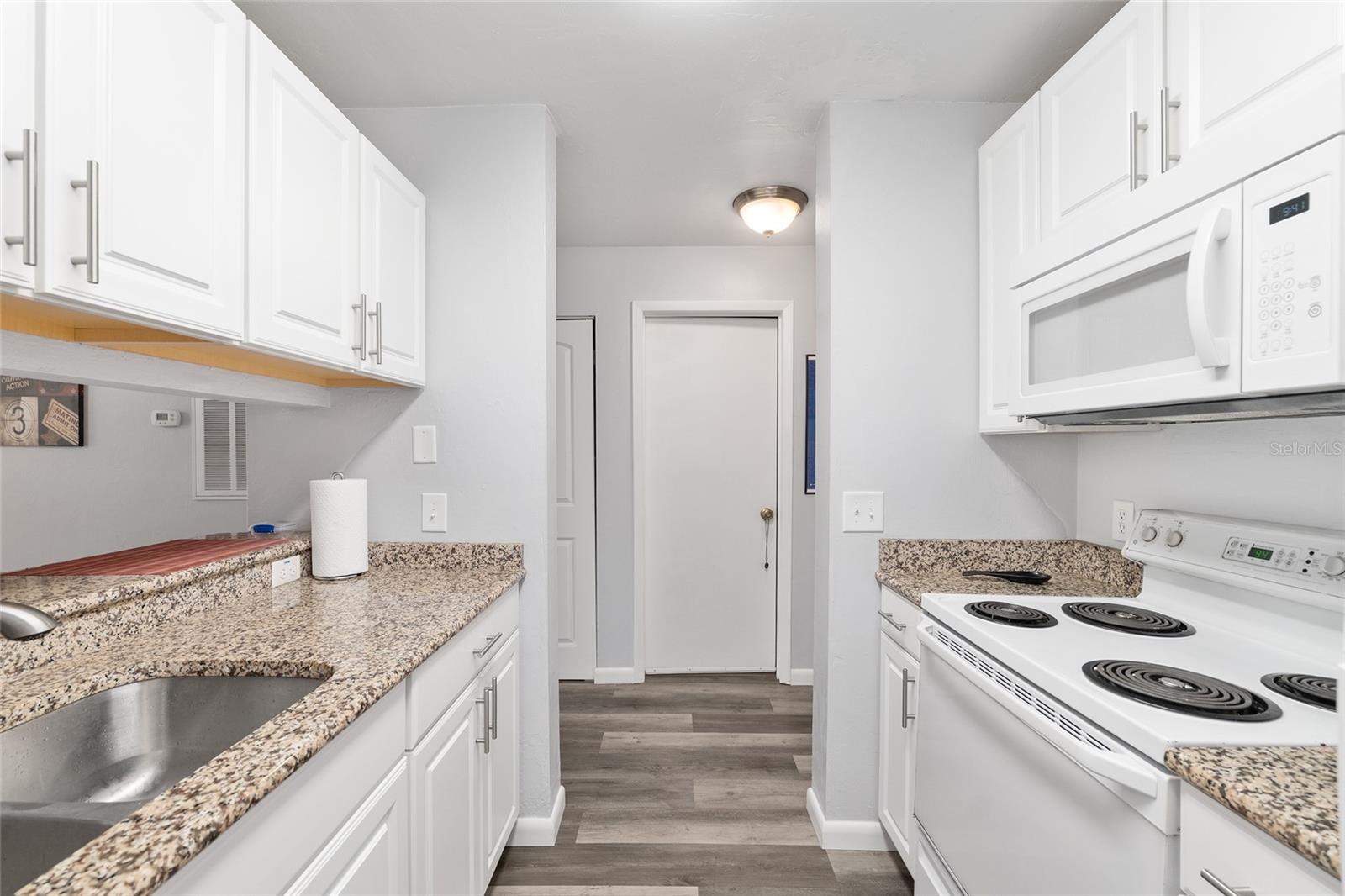 UNIV TERRACE W - Residential