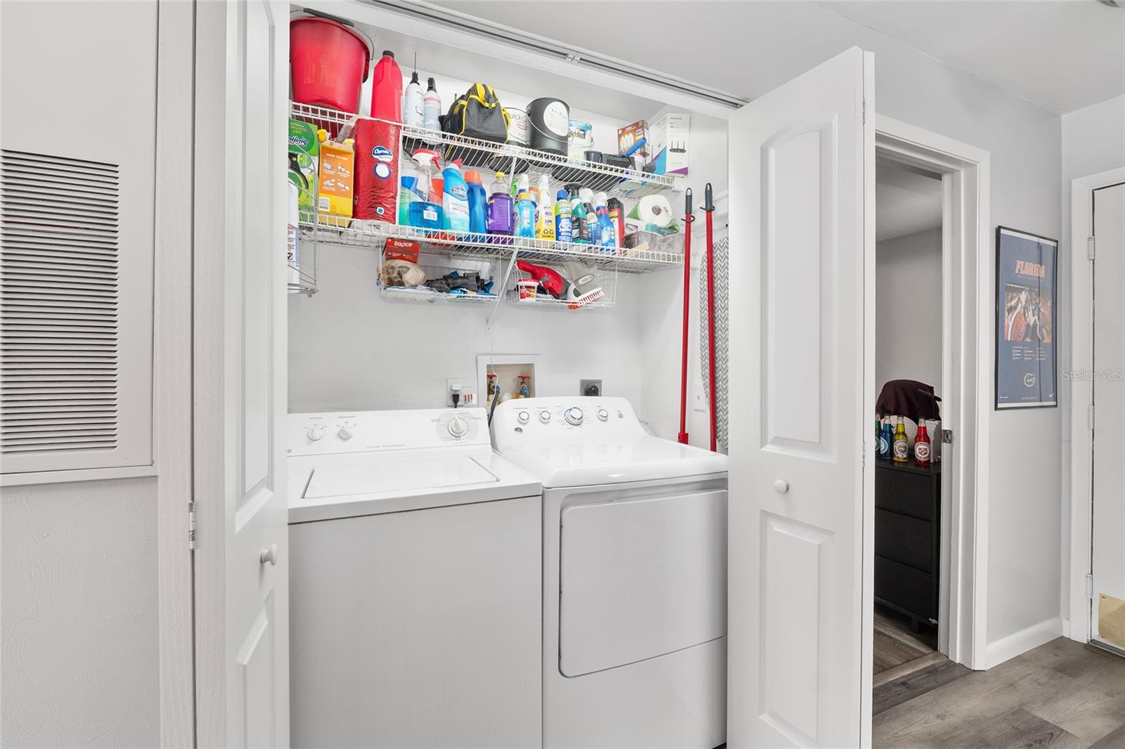 UNIV TERRACE W - Residential