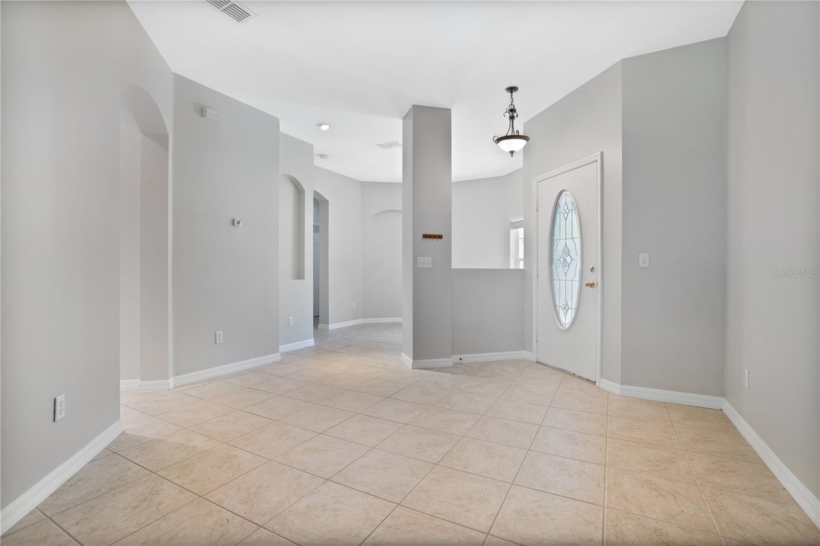 CRESTWOOD HEIGHTS - Residential Lease