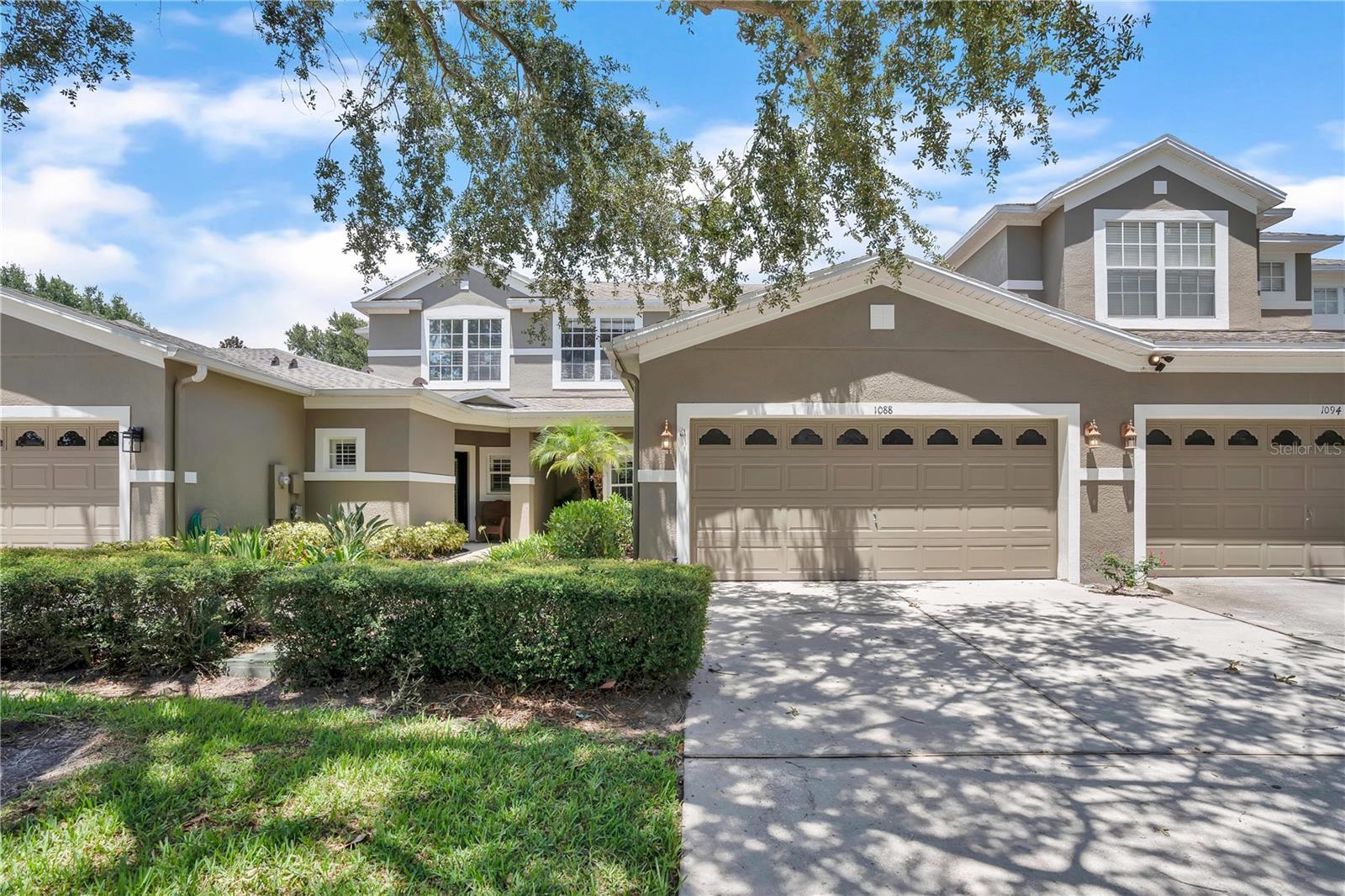 This large 3 bedroom, 2.5 bathroom townhouse is located in the gated community of Crestwood Heights in Ocoee near local shops, restaurants, parks, and schools. It includes a spacious floor plan with volume ceilings throughout, formal living and dining rooms, a family room, a lovely eat-in kitchen with granite countertops, a primary suite with tray ceiling, dual vanities and walk-in closet, a computer work station area, laundry room, screened patio, and a 2 car garage. Community amenities include a sparkling swimming pool and playground. Pets under 30 lbs. Schedule a showing or submit an application online.
All Real Property Management & Realty residents enjoy convenience and well-maintained homes, with our safe and secure online portal where you can submit maintenance requests and pay online with multiple payment options, and a 24/7 emergency maintenance response team. Please note the listed amenities may not be accurate.