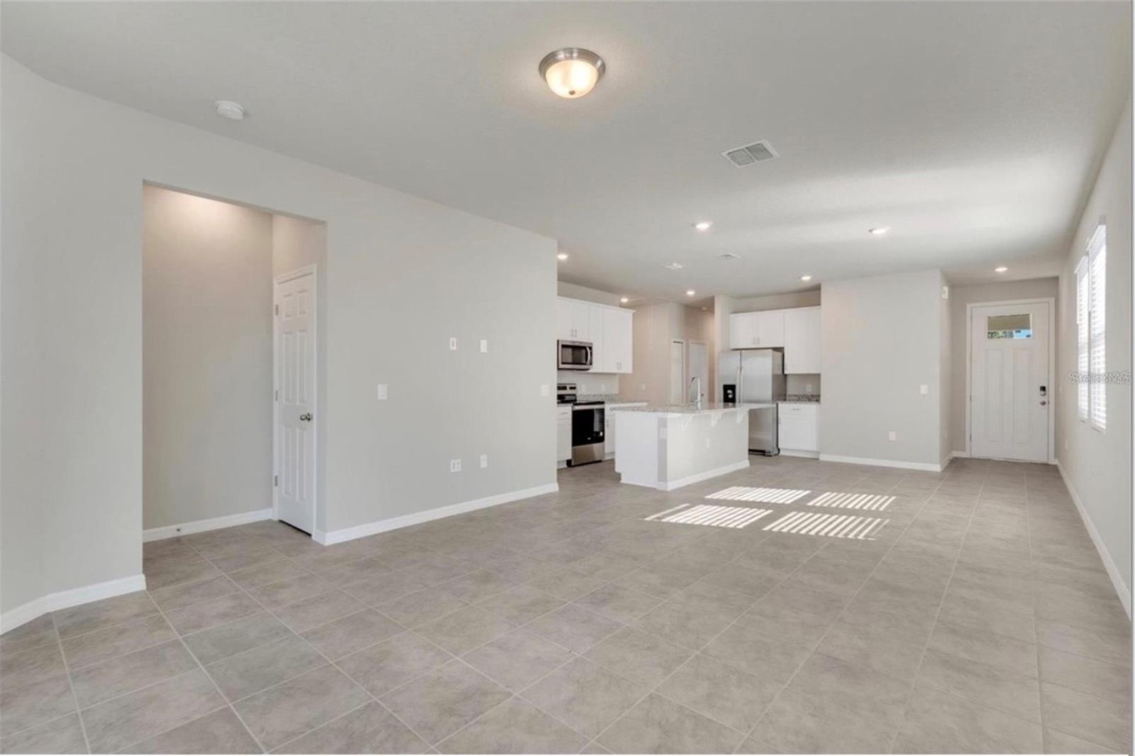 VILLAGES/MINNEOLA HILLS PH 1A - Residential Lease