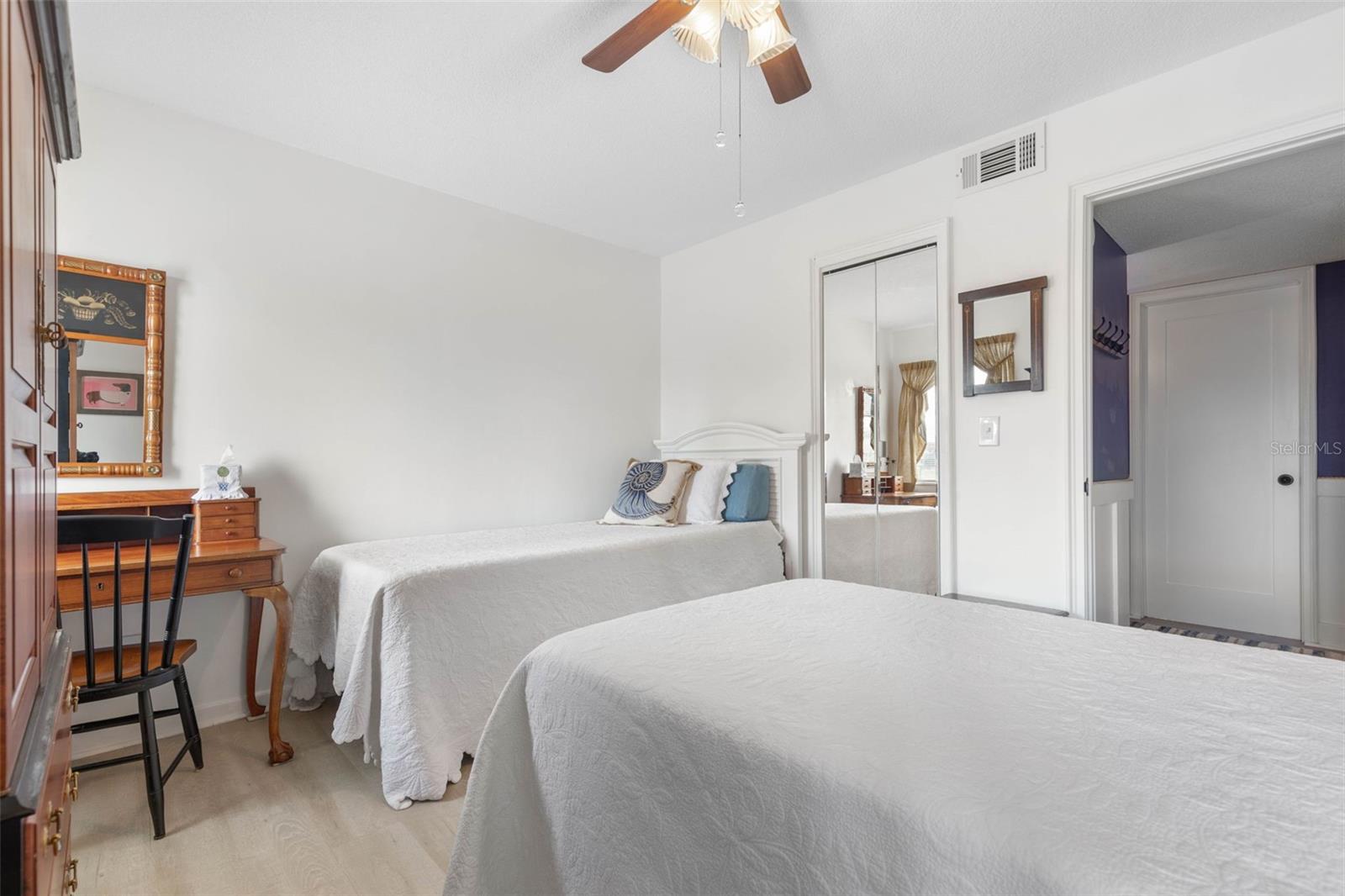 PALM CLUB CONDO - Residential
