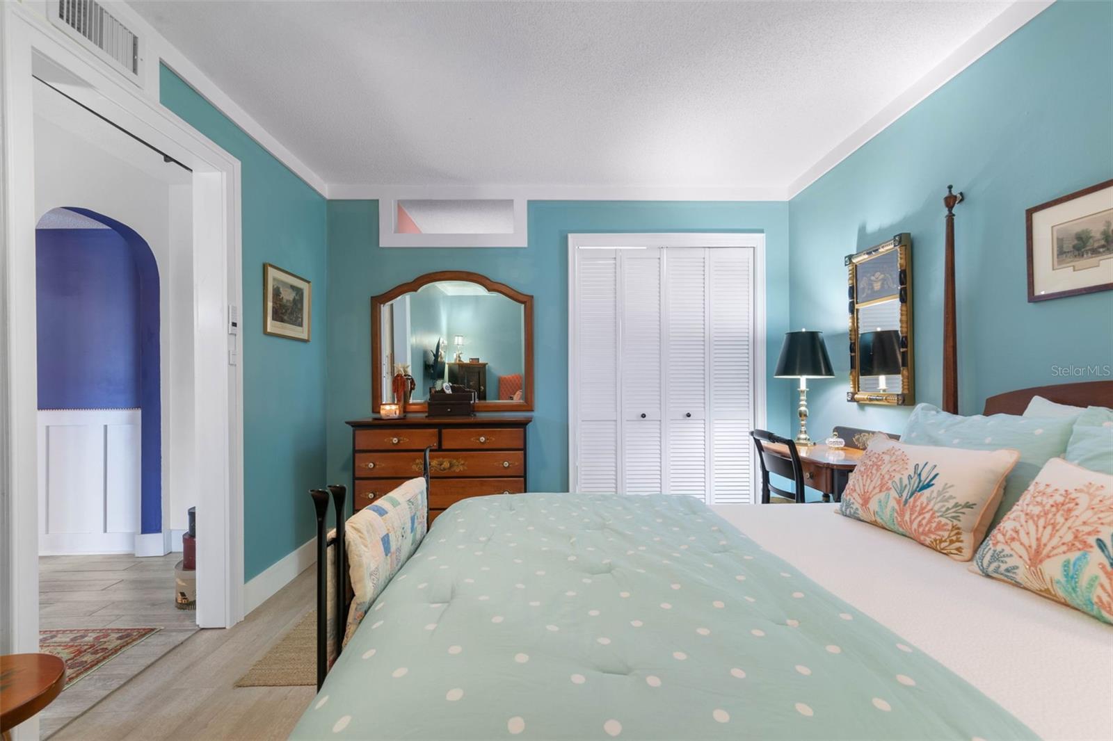 PALM CLUB CONDO - Residential