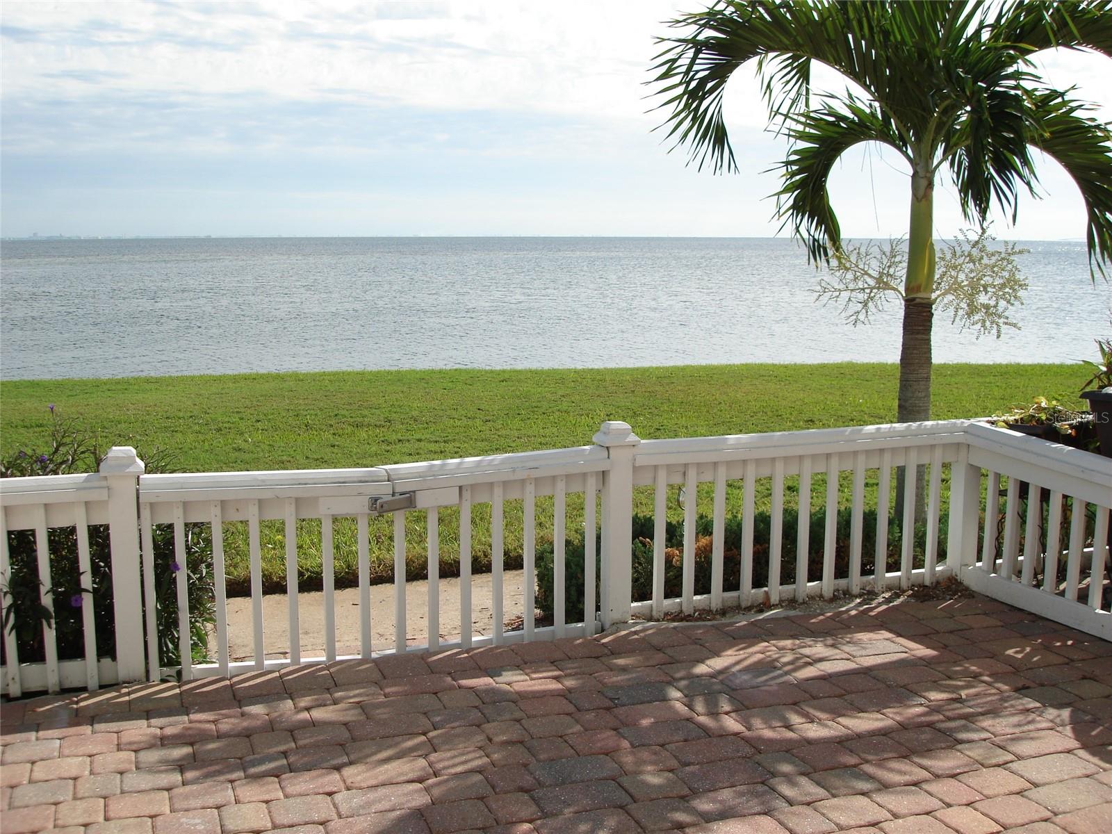 5248 BEACH DRIVE SE 5248