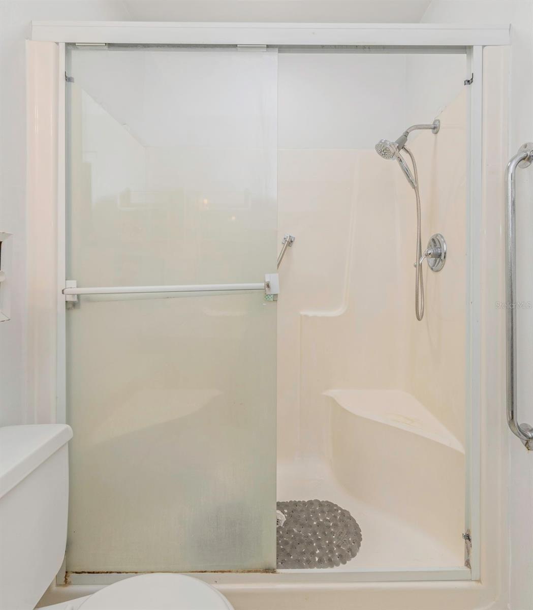 FIVE TOWNS OF ST PETE - Residential