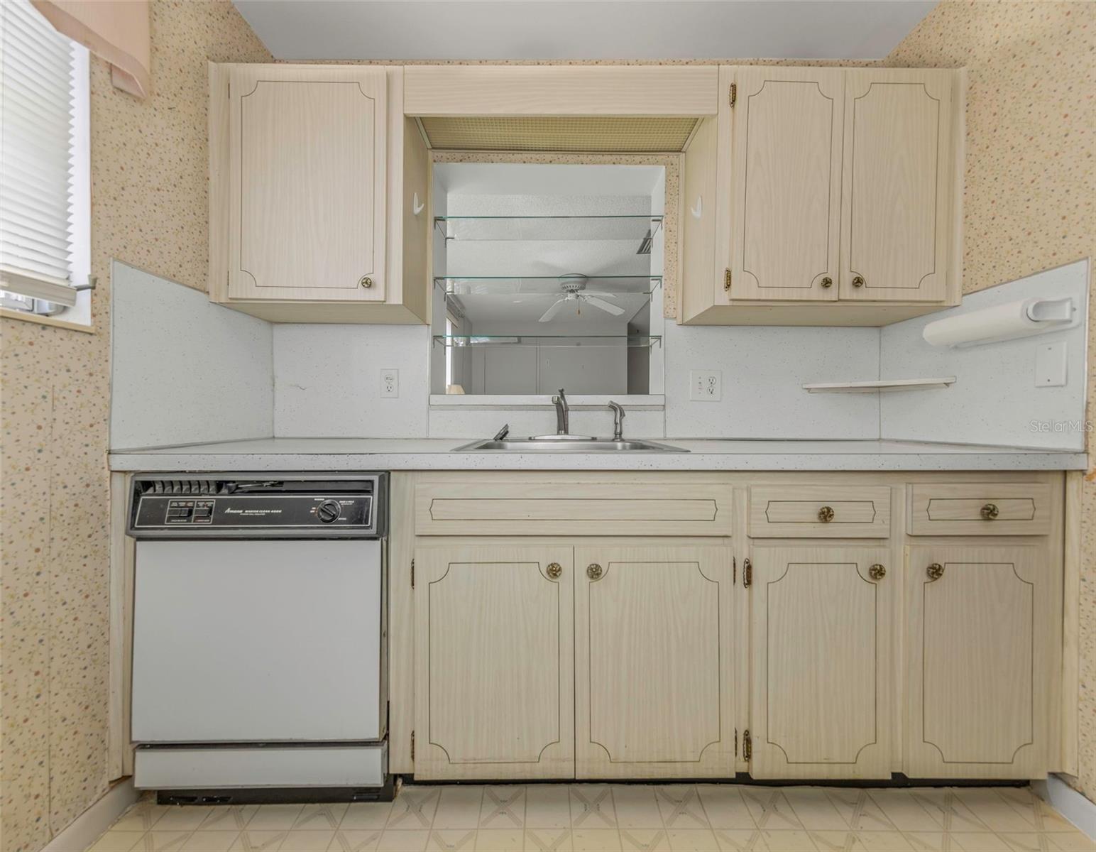 FIVE TOWNS OF ST PETE - Residential