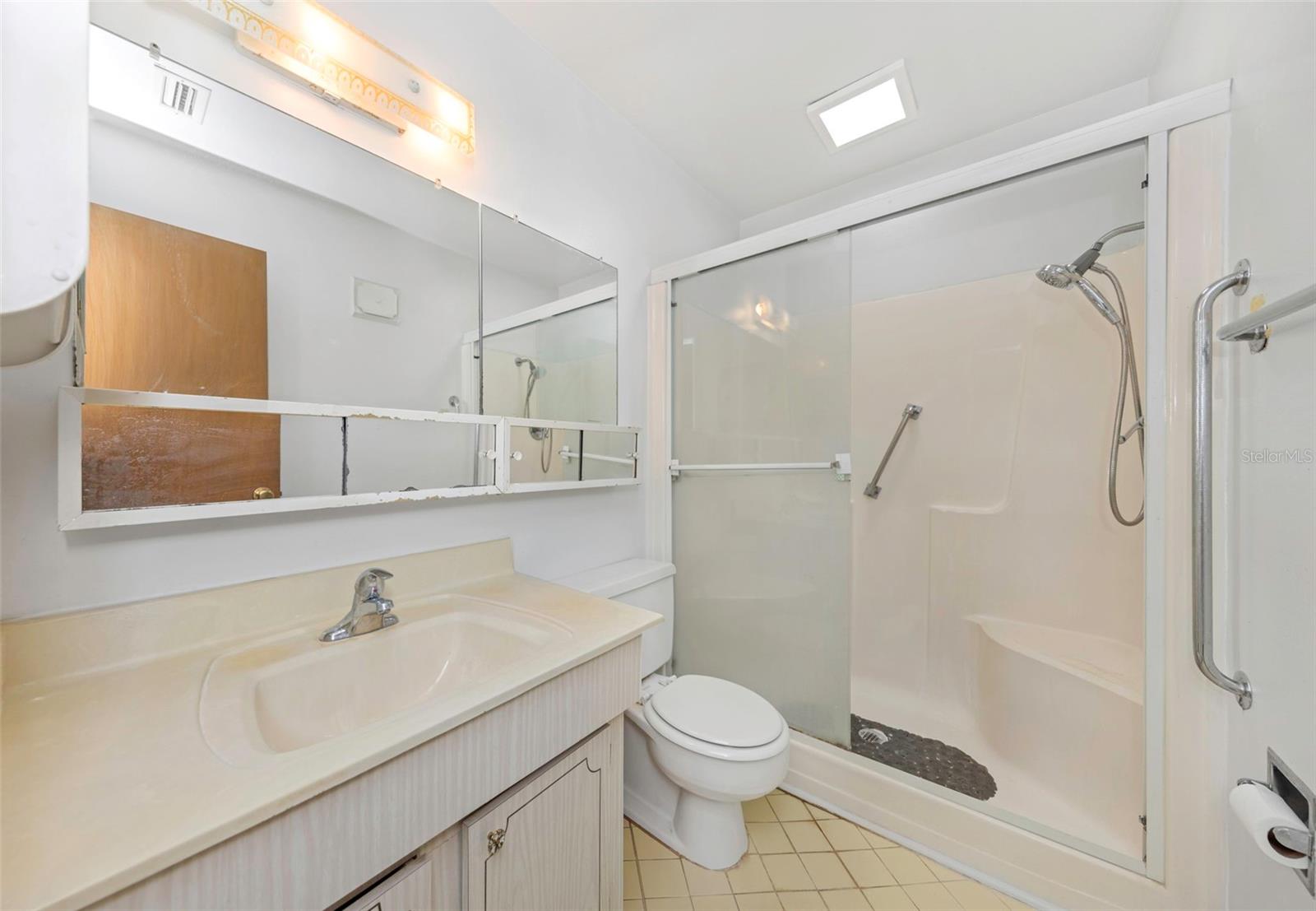 FIVE TOWNS OF ST PETE - Residential