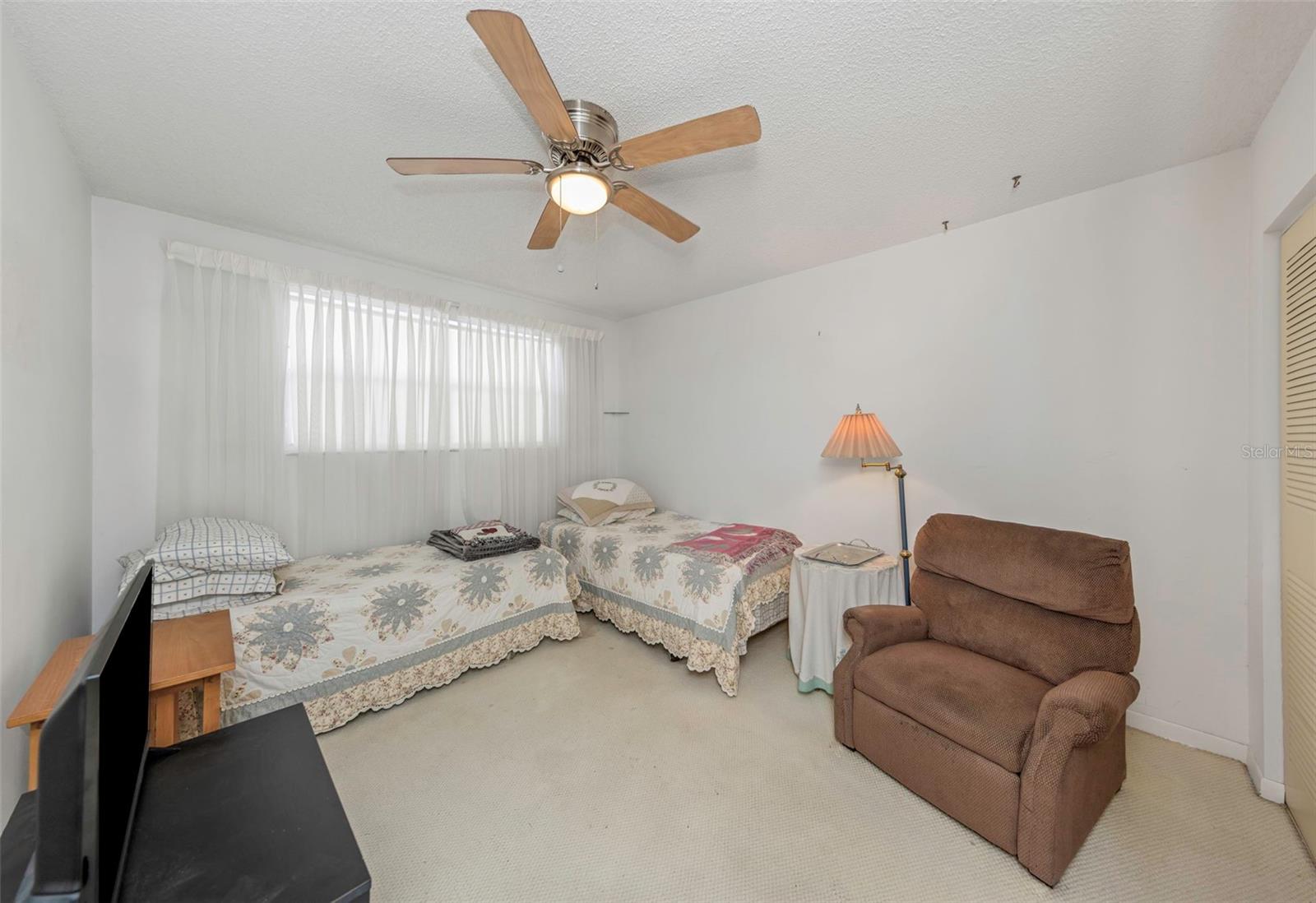 FIVE TOWNS OF ST PETE - Residential