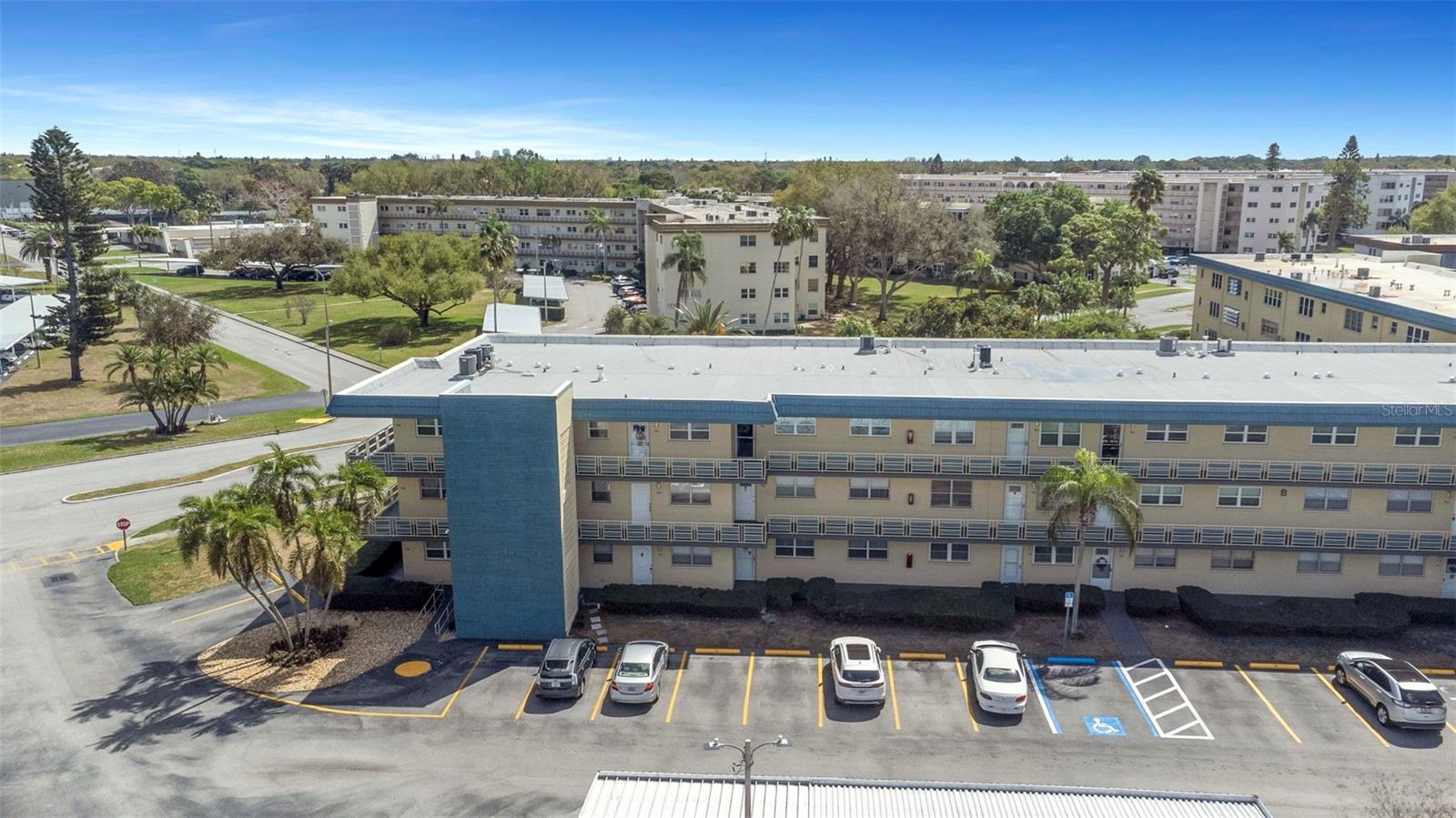 FIVE TOWNS OF ST PETE - Residential