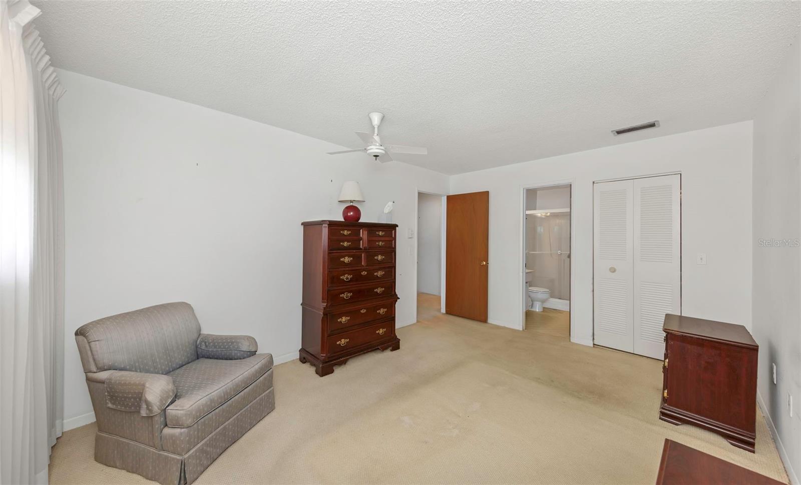 FIVE TOWNS OF ST PETE - Residential