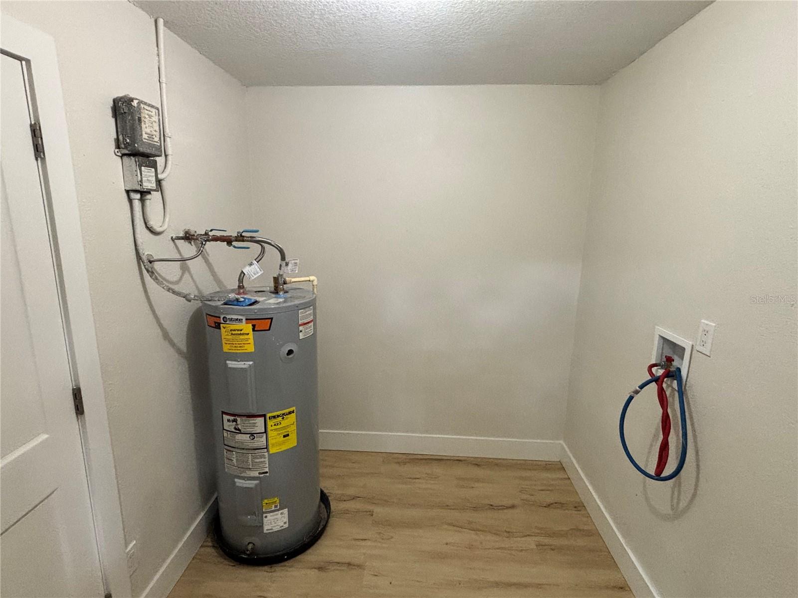 KINGSWOOD PARK-REP OF 2ND - Residential