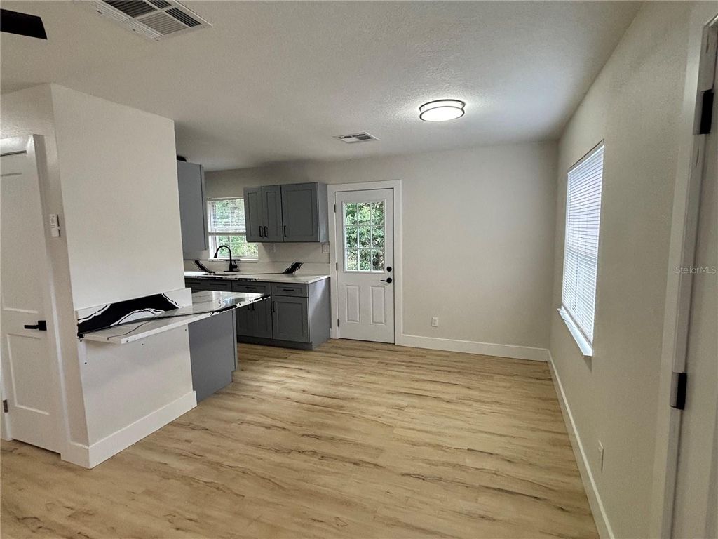 Photo of 8 Kings Circle, Brooksville, FL 34601 (MLS # A4676623)