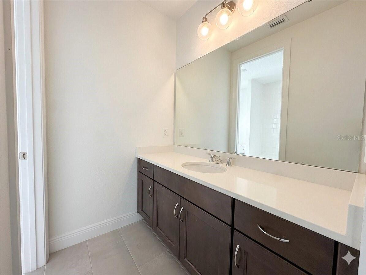 LAUREL POINTE PH 1 - Residential