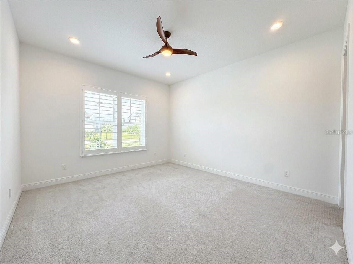 LAUREL POINTE PH 1 - Residential