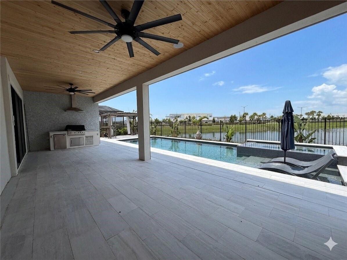 LAUREL POINTE PH 1 - Residential