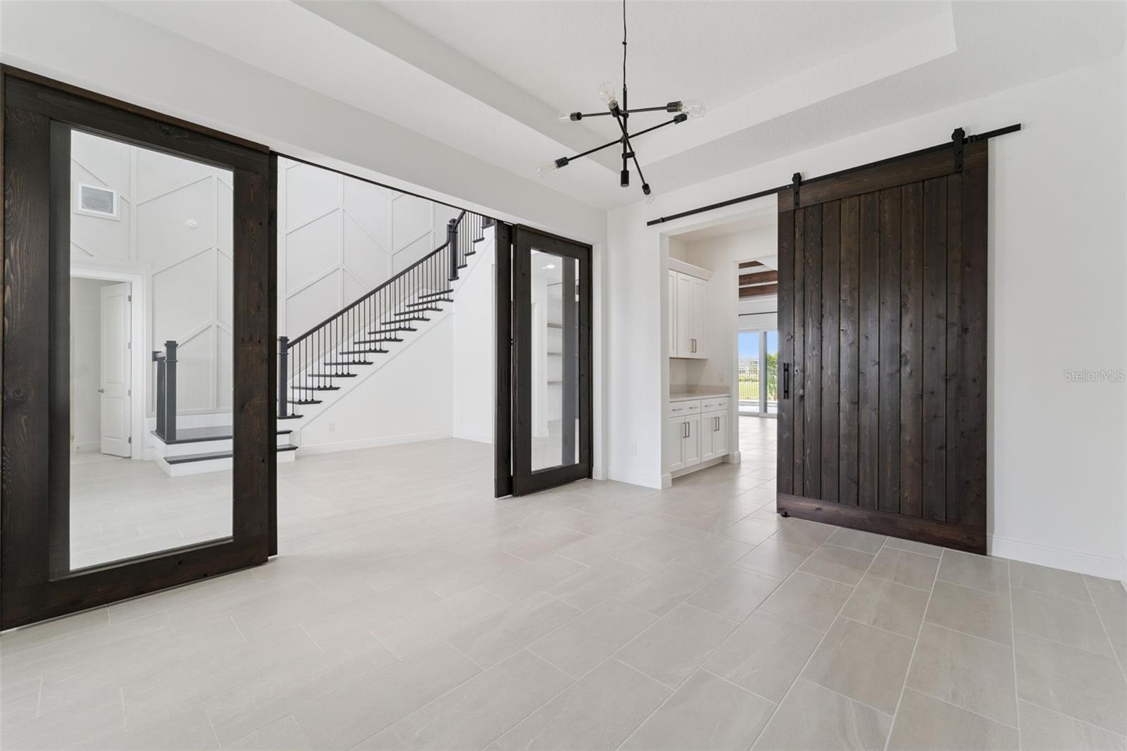 9652 ENGLISH LAUREL COURT