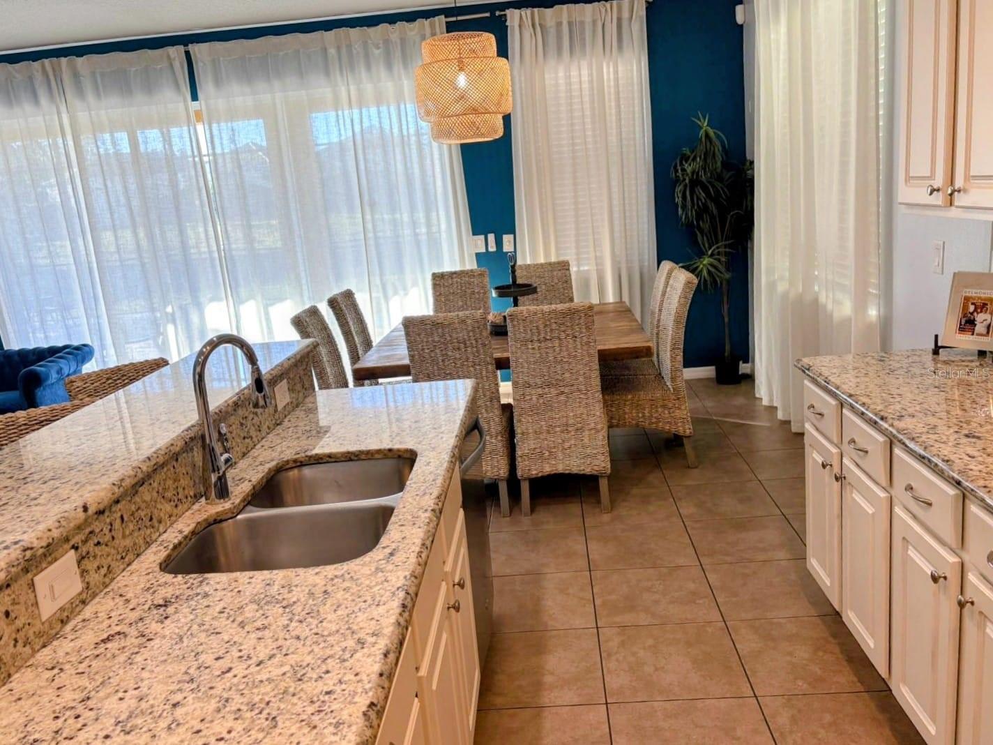 VERANDA PALMS PH 2A - Residential Lease