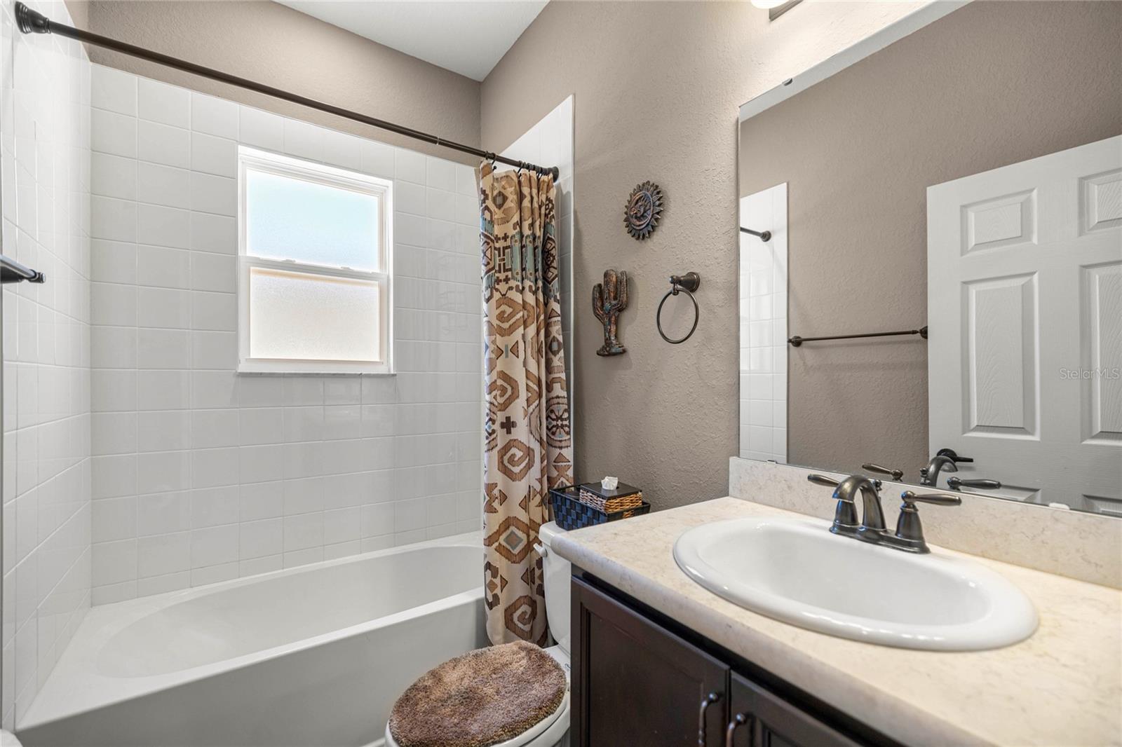 SUMMERCREST - Residential