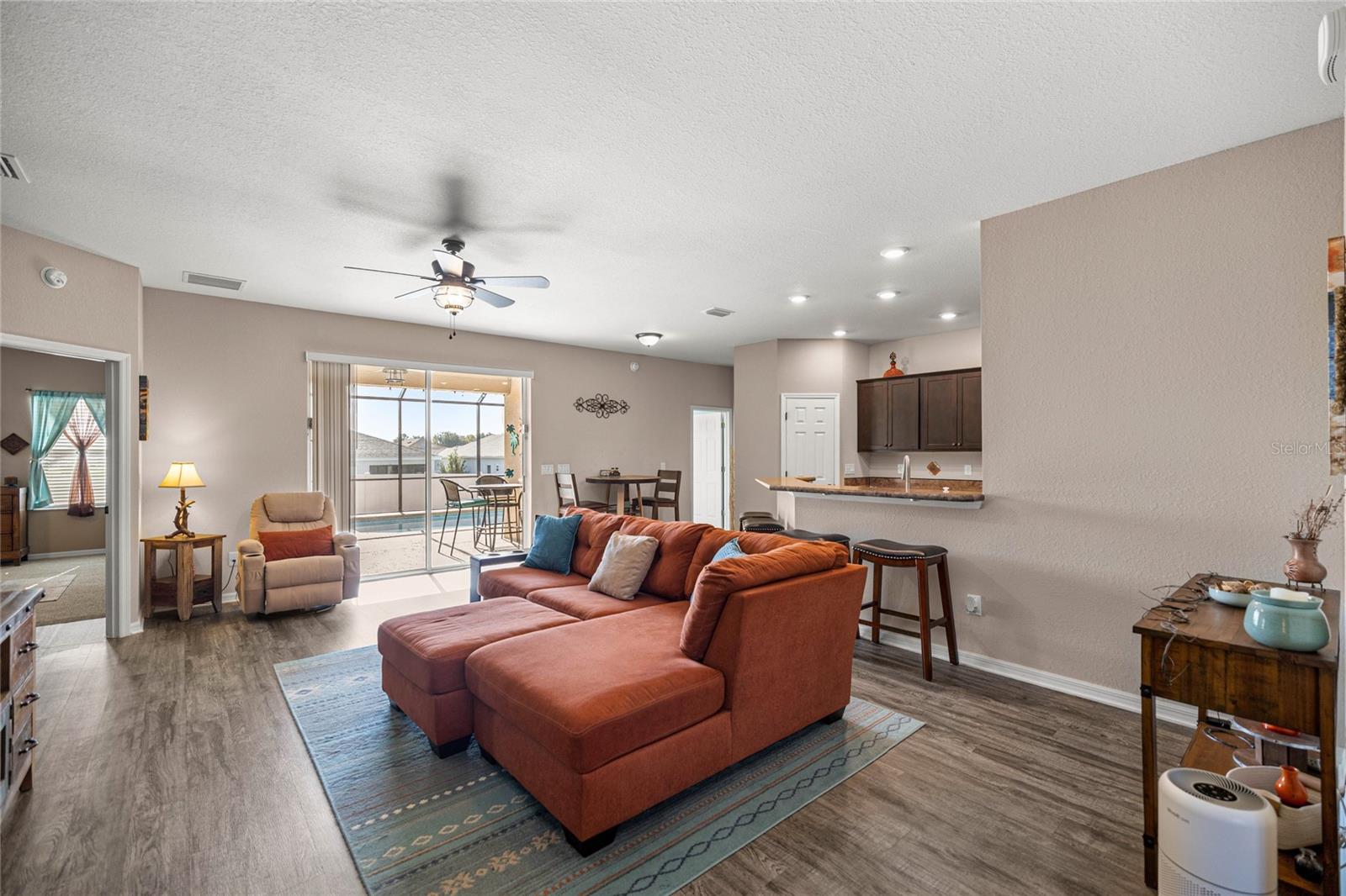 SUMMERCREST - Residential