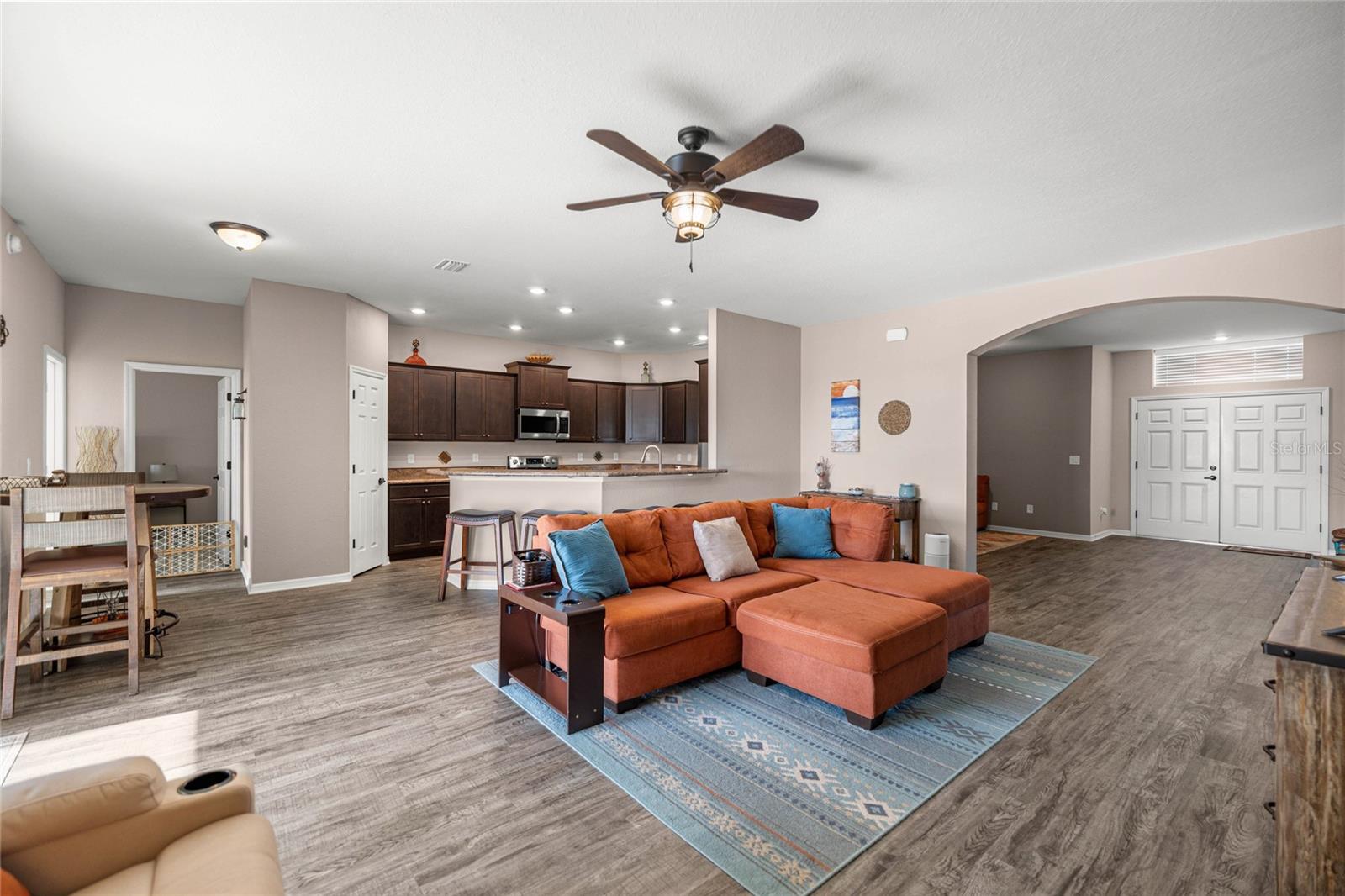 SUMMERCREST - Residential