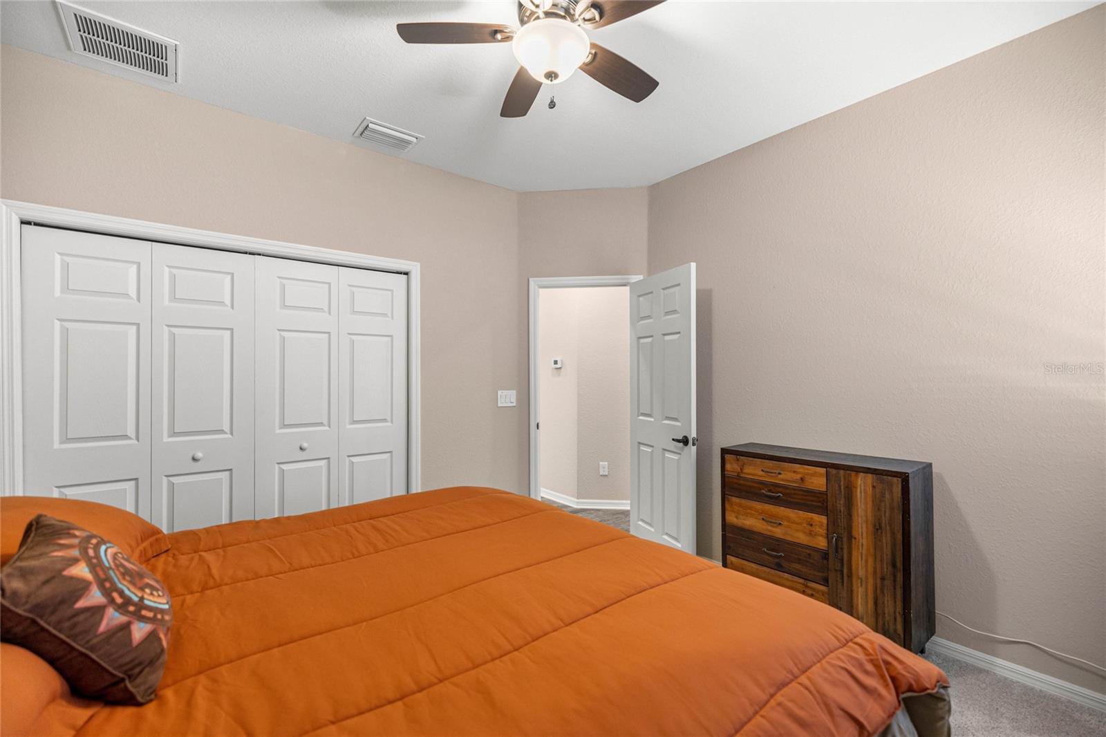 SUMMERCREST - Residential