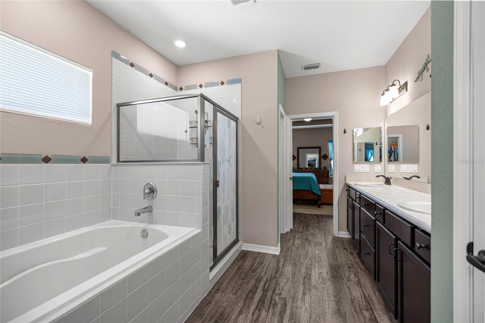 SUMMERCREST - Residential