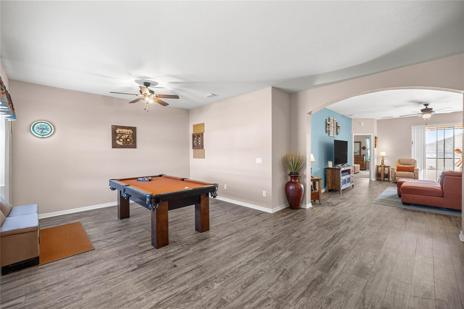 SUMMERCREST - Residential