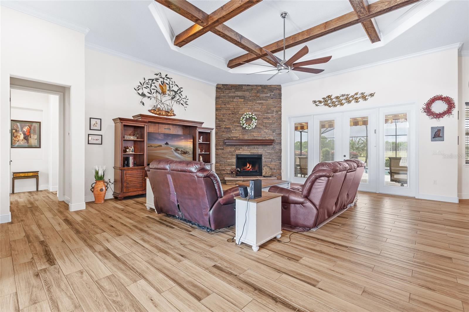 ACREAGE - Residential