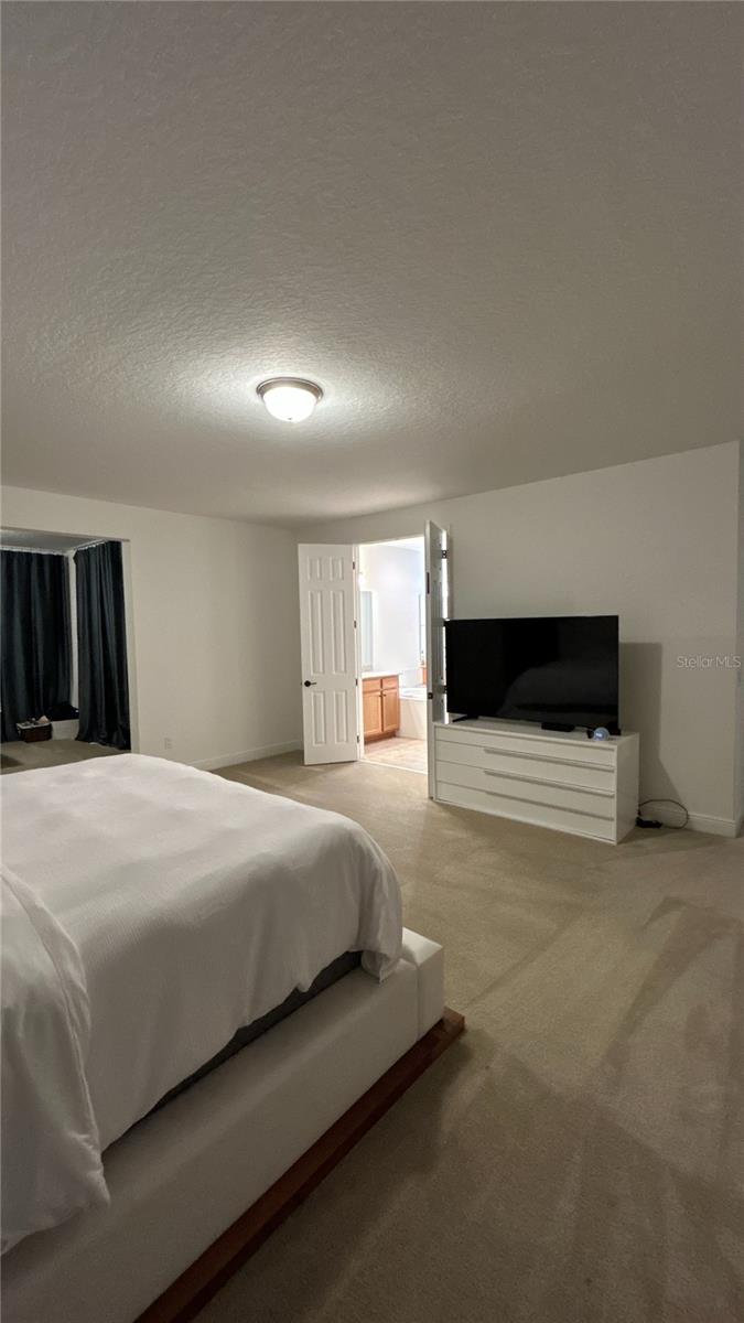 SAND LAKE SOUND - Residential Lease