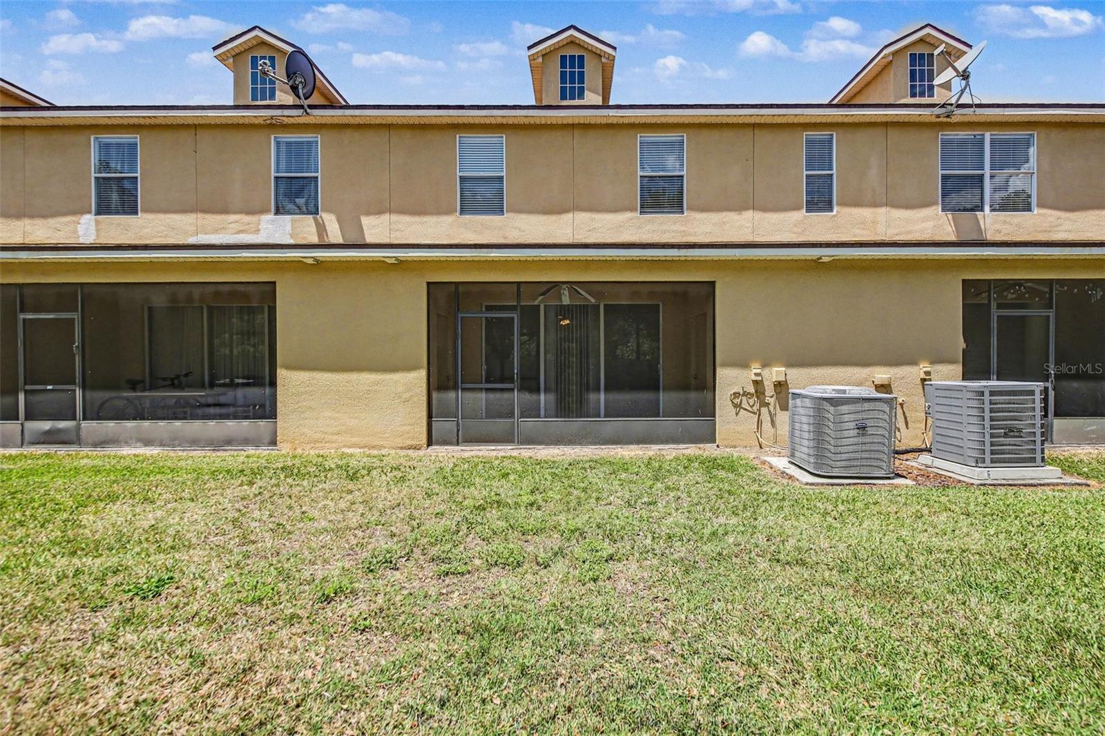 TOWNHOMES OF FLORA RIDGE - Residential