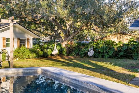 A home in MINNEOLA