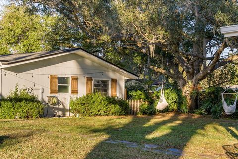 A home in MINNEOLA